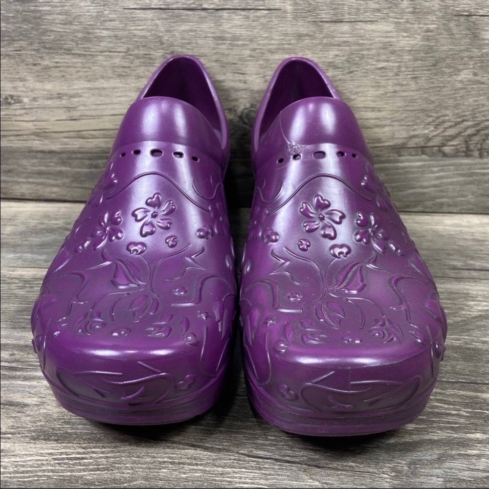 Dansko Pixie Purple Floral Emboss Poly Garden Clog